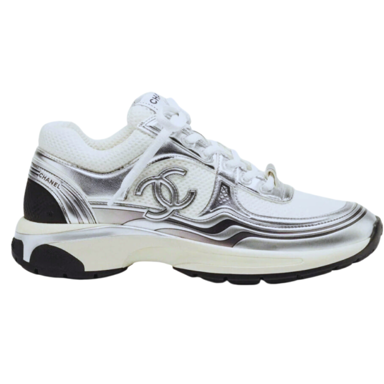 Chanel — CC Runner Metallic — Blanc & argent